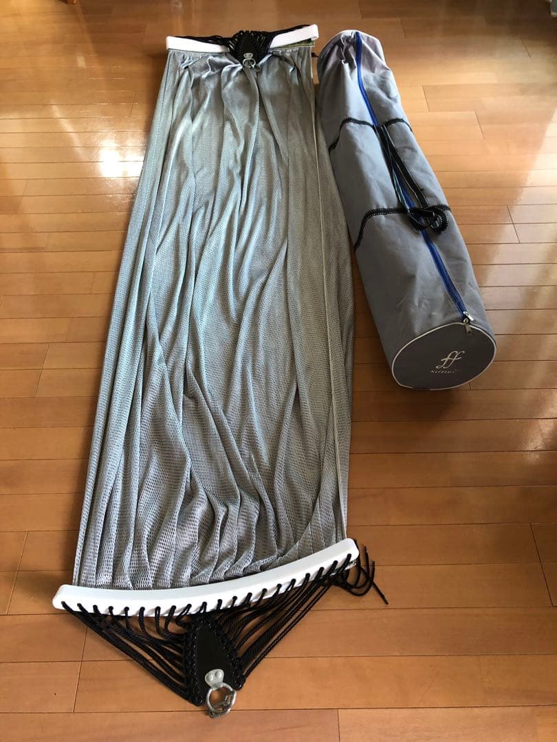 【室内使用のみ】シフラス　グレー ハンモック　自立式　 収納ケース付き
