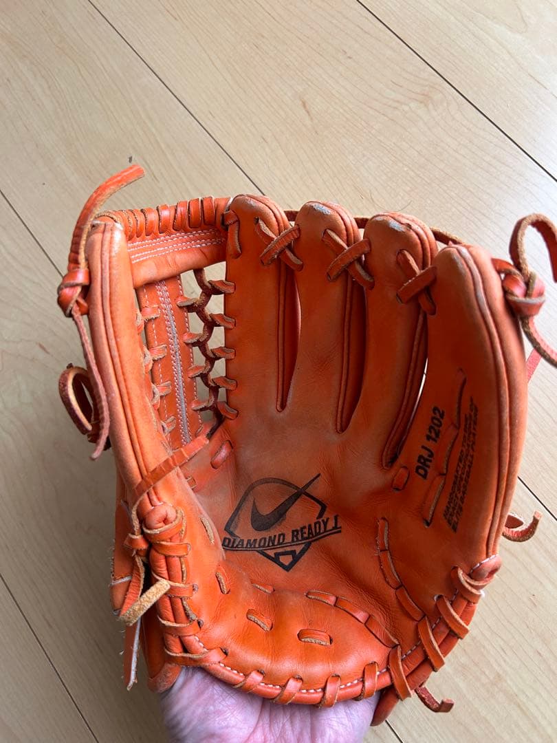 Nike 軟式グローブ