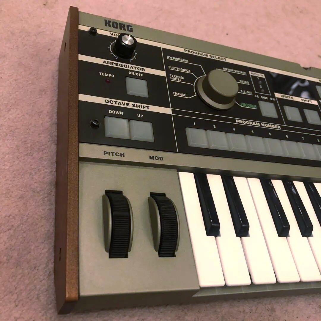microKORG シンセサイザー