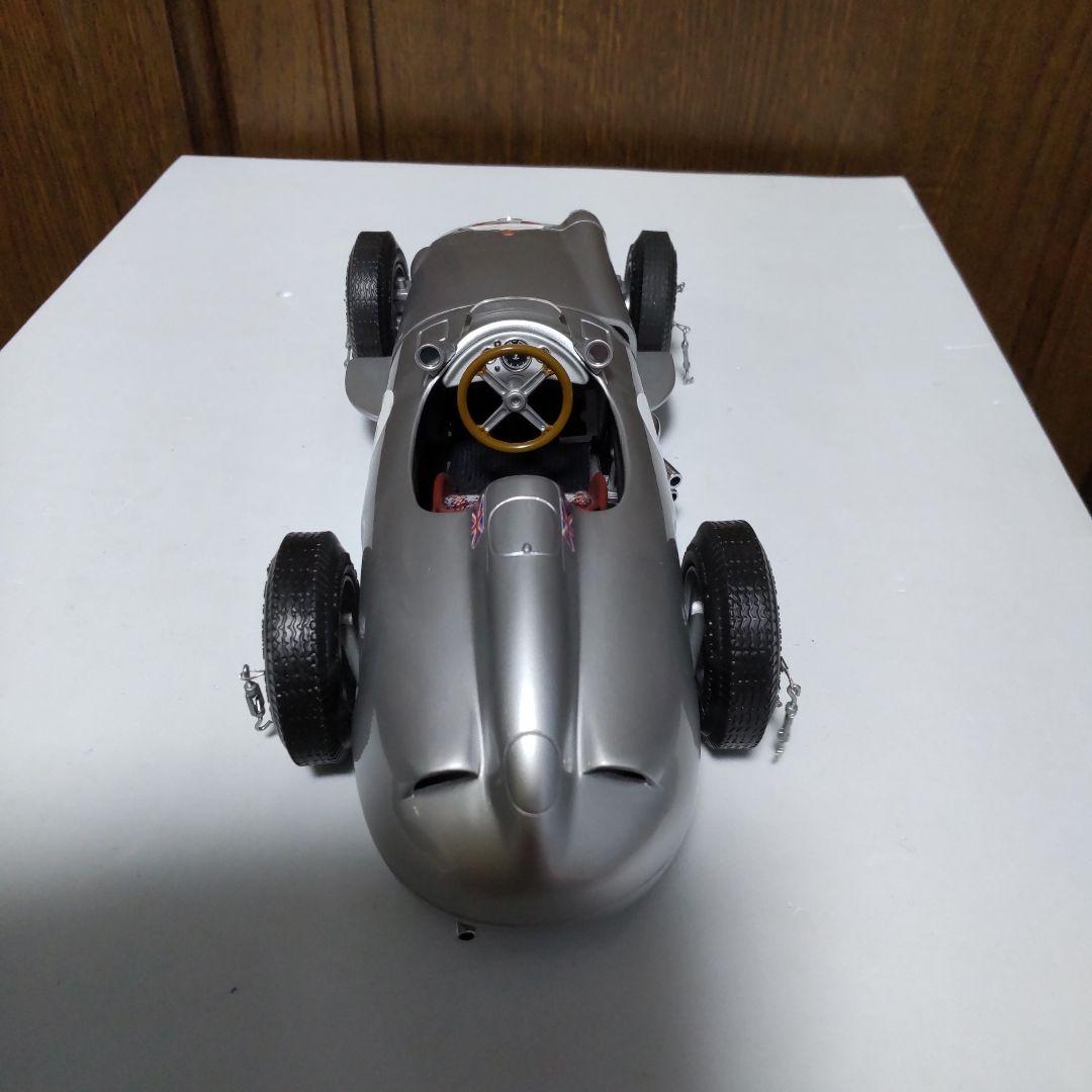 メルセデス・ベンツ W196 シルバーアロー モノポスト 1/18 シーエムシー