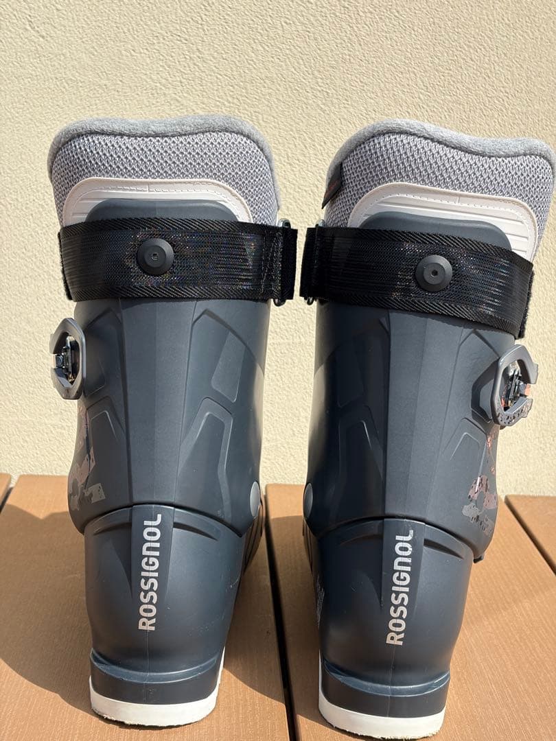 ROSSIGNOL KELIA 50 女性用スキー用ブーツ