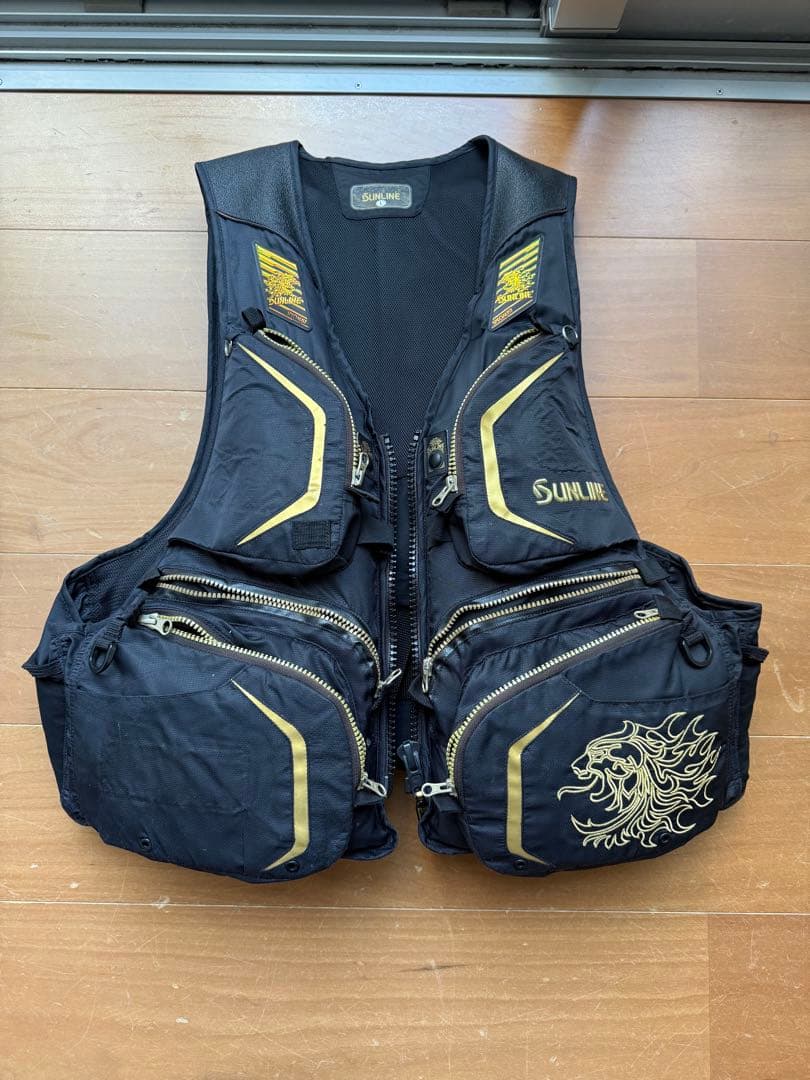 サンライン　フローティングベスト　ヒップガード　キャップ　おまけ付き