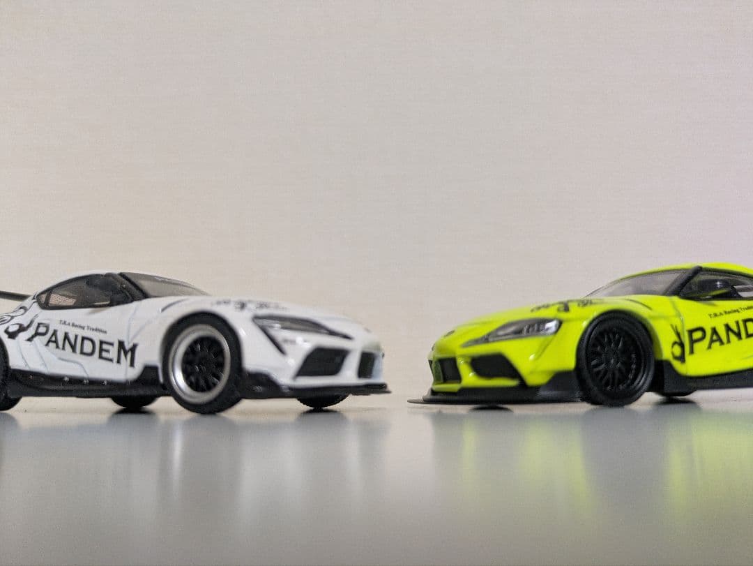 PANDEM Supra (A90) イエローグリーン 1:64スケール
