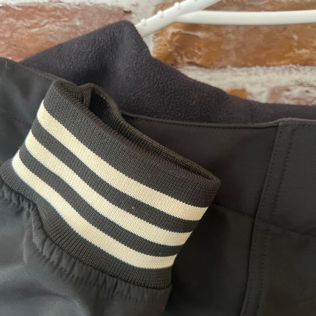 adidas フード付きウェア 黒
