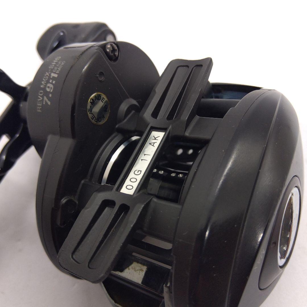 アブガルシア レボMGX-SHS 右ハンドル ベイトリール 中古品