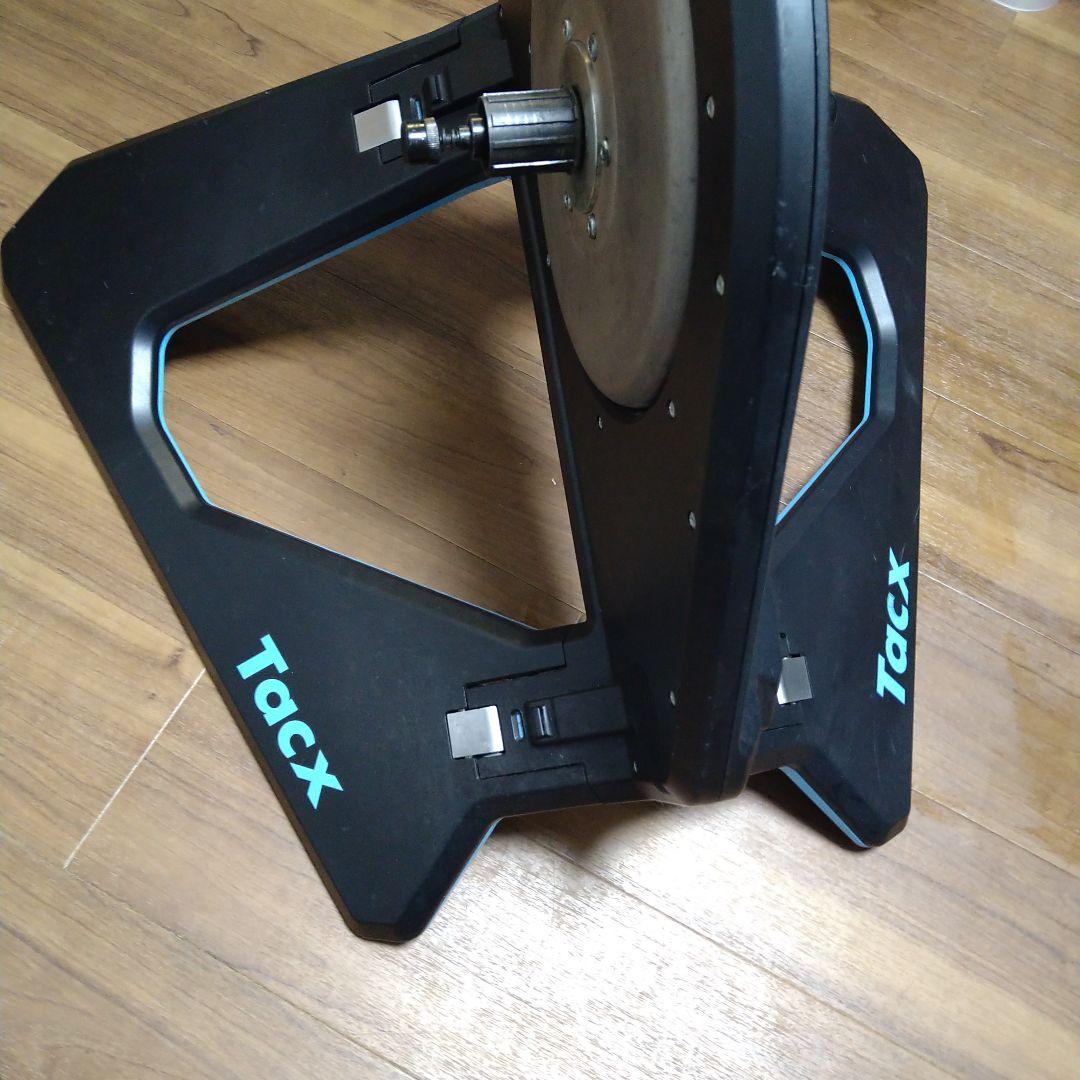 Tacx ネオ2 固定ローラー V字型 ブラック
