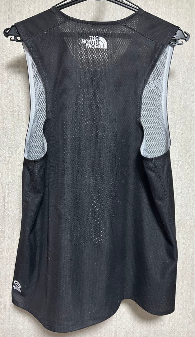 THE NORTH FACE HSTスリーブレスハイパーベントクルー　メンズＬ