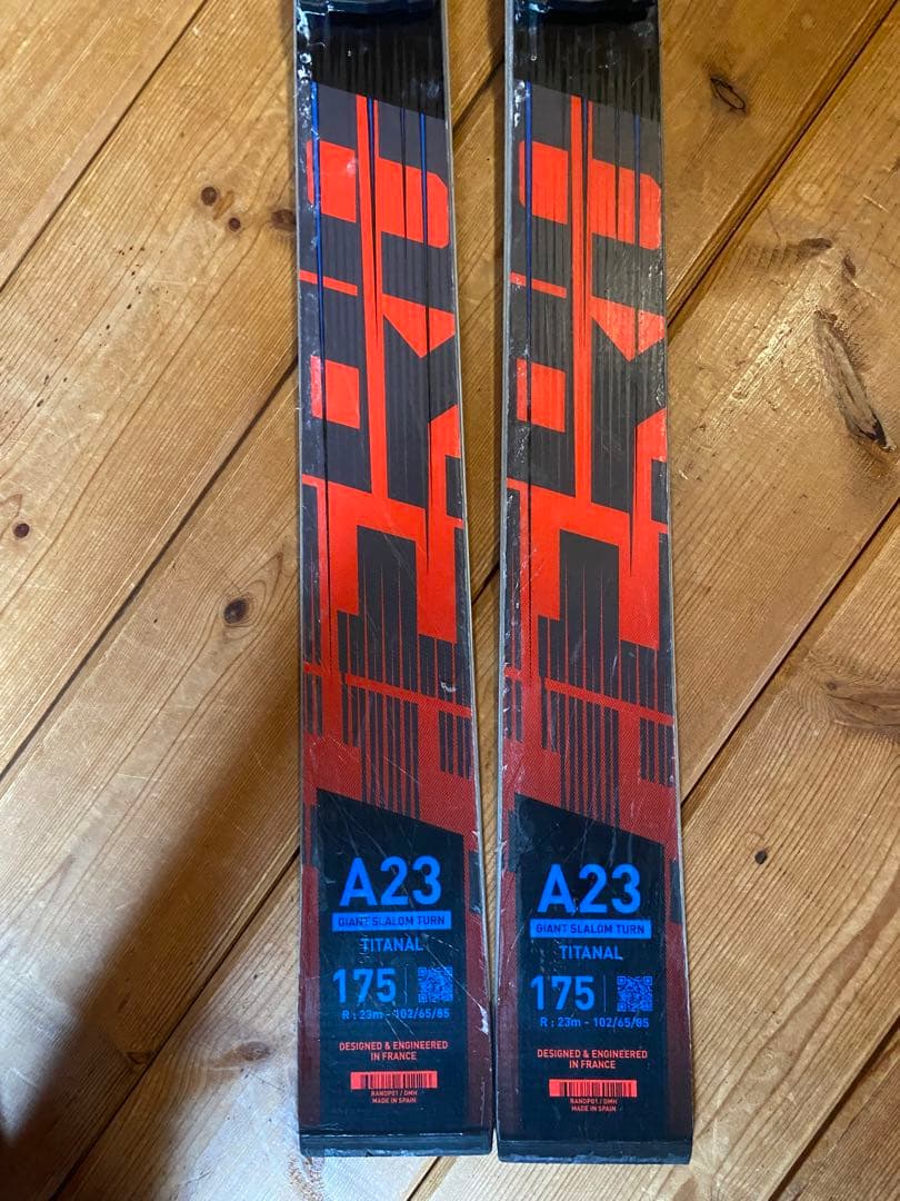 【値下げしました】24-25モデルROSSIGNOL R23 スキー 175
