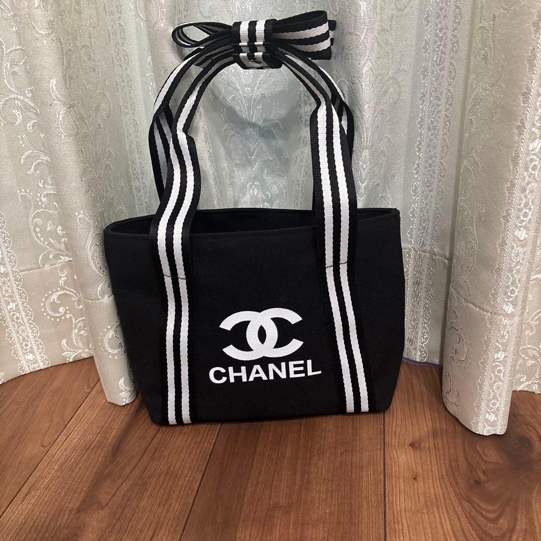 CHANELノベルティトートバッグ