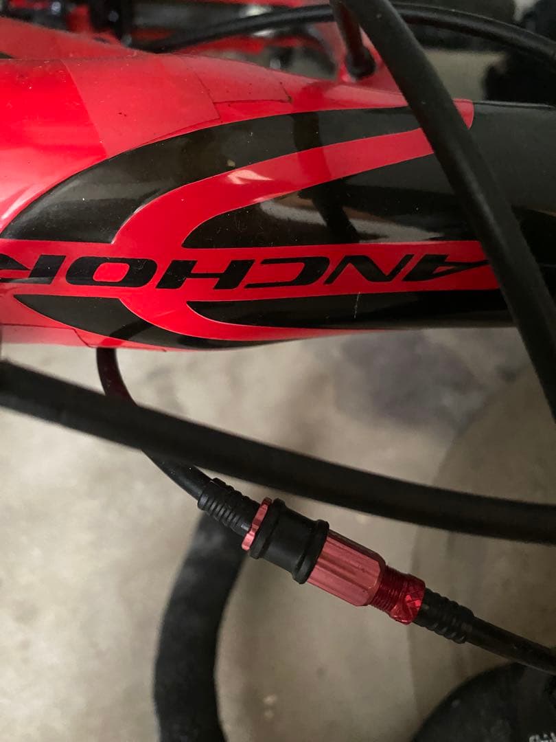 ANCHOR RL8 レーシング赤いロードバイク Shimanoホイール付き