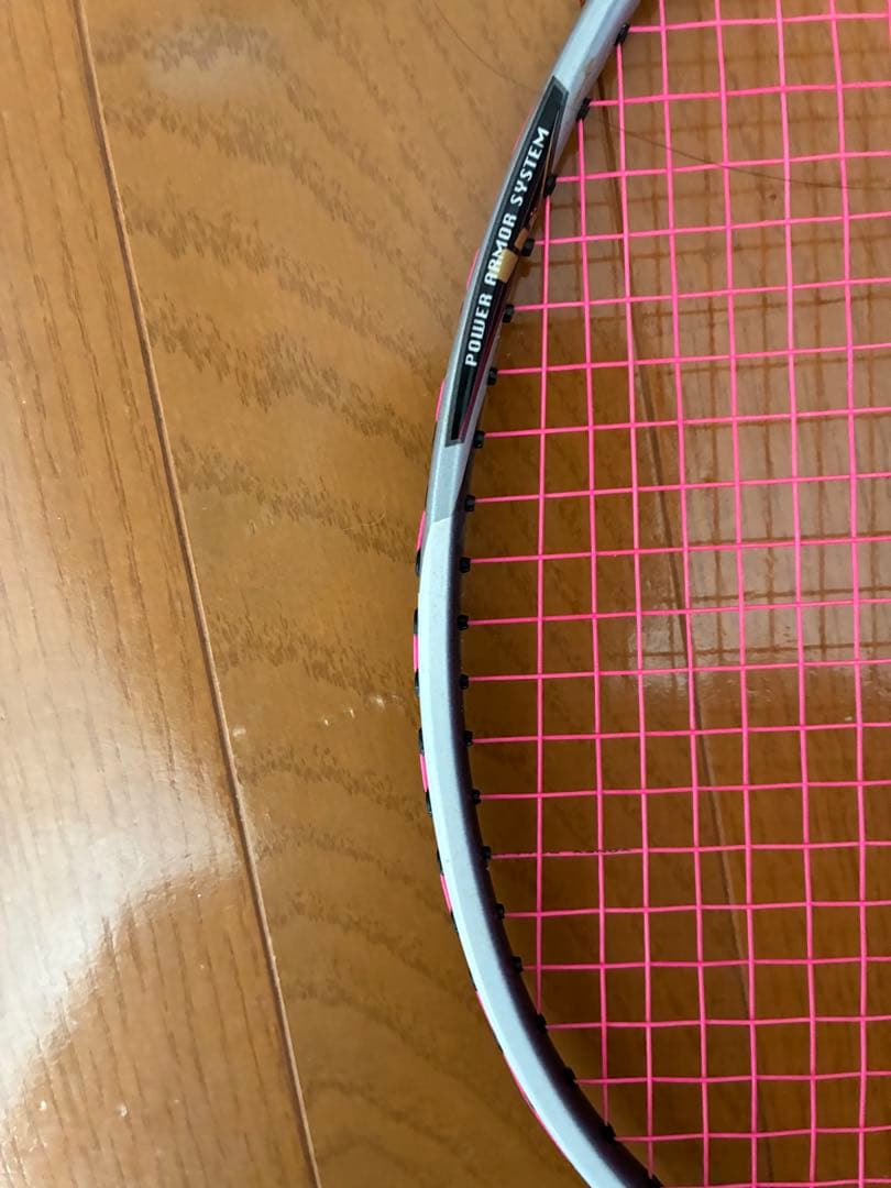 ARMORTEC 500バドミントンラケット
