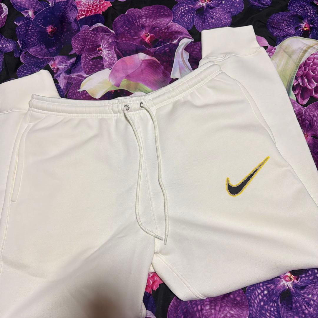 【新品タグ付き】Nike♦︎ナイキスエット上下セットアップ♦︎