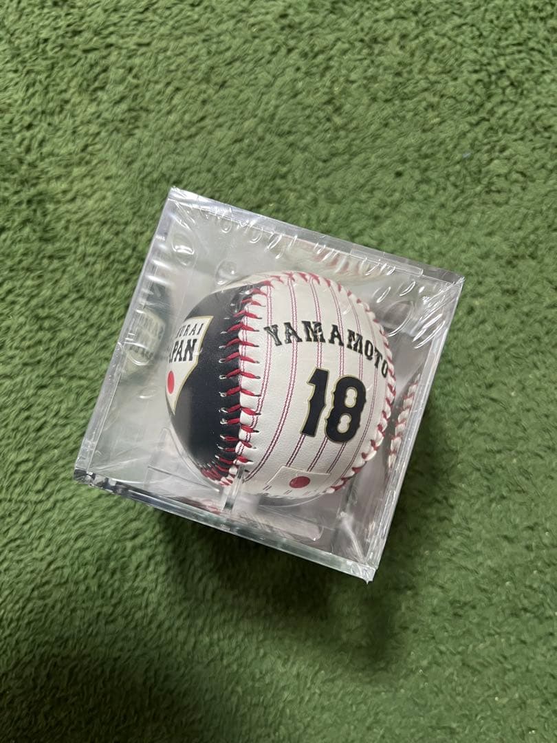 WBC 山本由伸　公式記念ボール