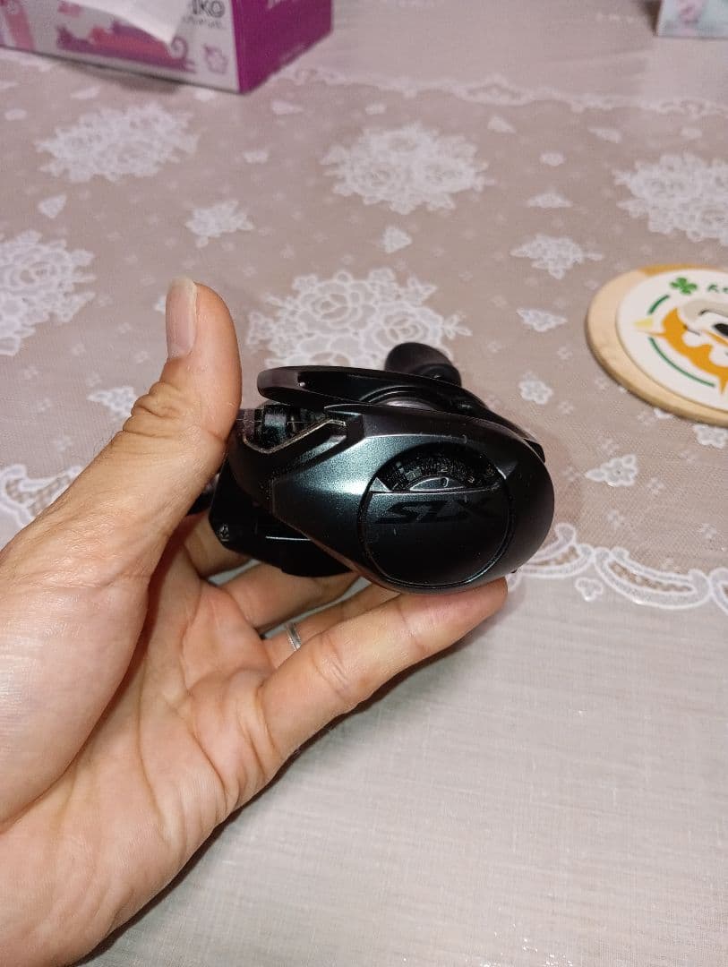 19SLX MGL 70HG ベイトリール 箱無し　美品