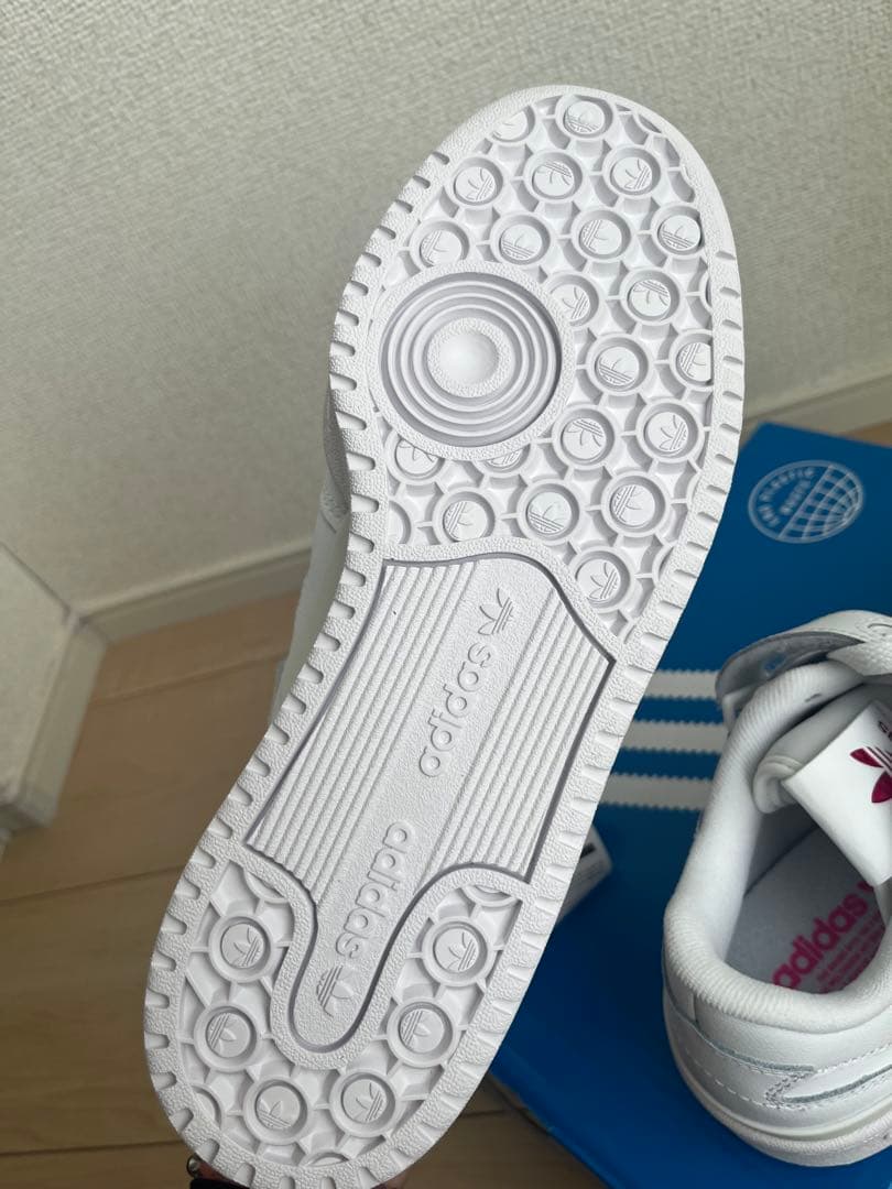 フォーラムロー　adidas