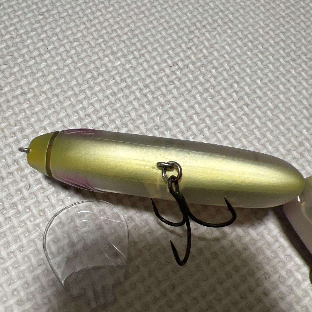 タイニークラッシュ、ロー