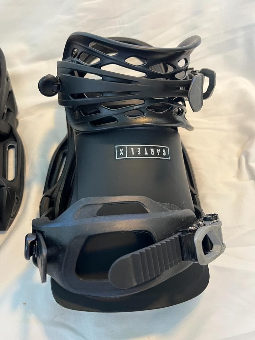 BURTON　CARTEL X　EST　Mサイズ　中古