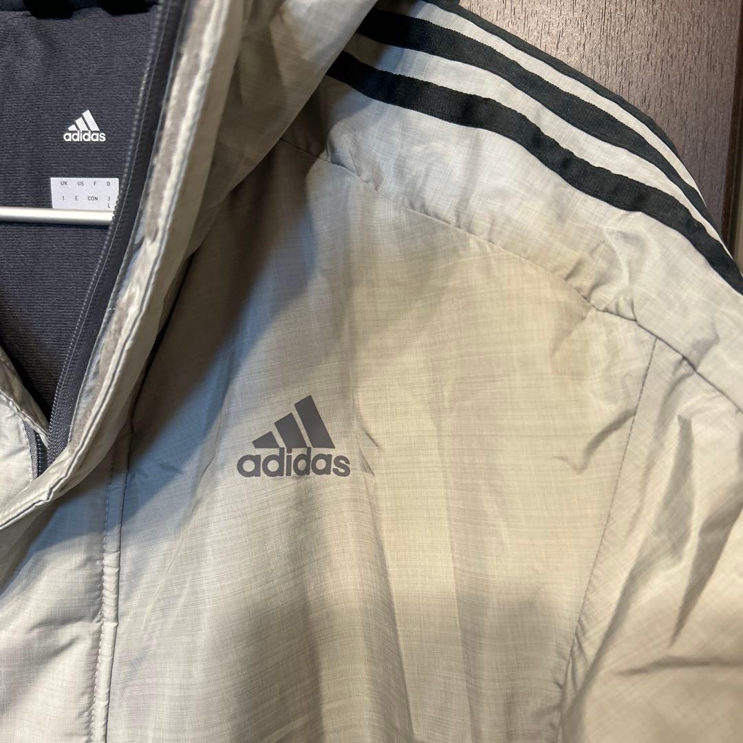 adidas フード付きロングベンチコート　グレー