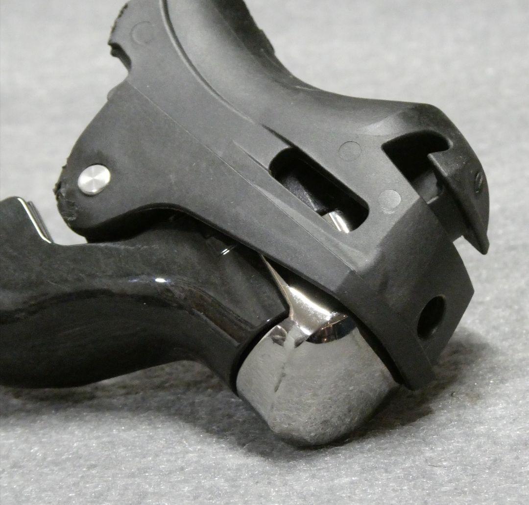 ジャンク品　SHIMANO ST-R8000　ULTEGRA 11速　右レバー