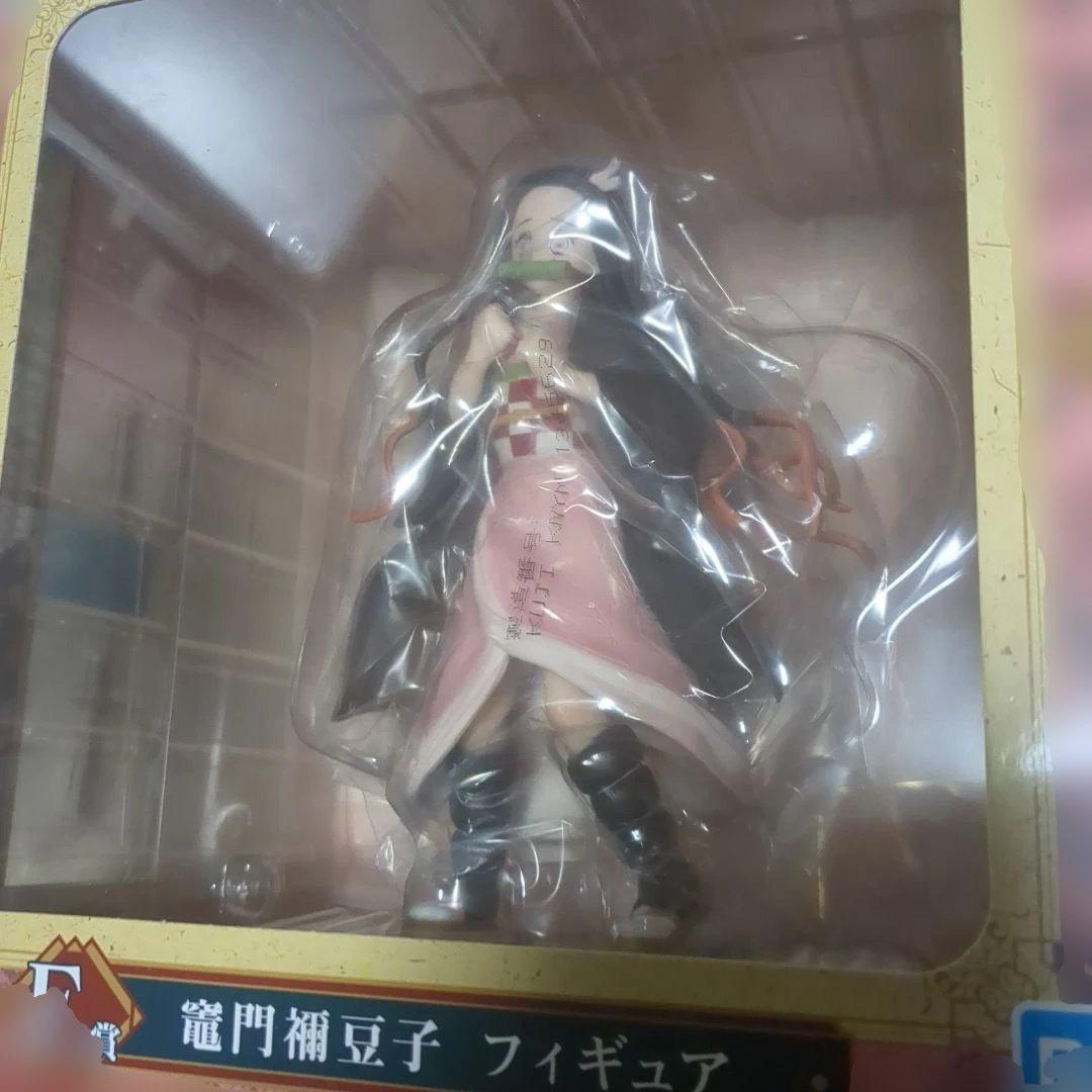 フィギュア24個セット　初音ミク　鬼滅の刃など