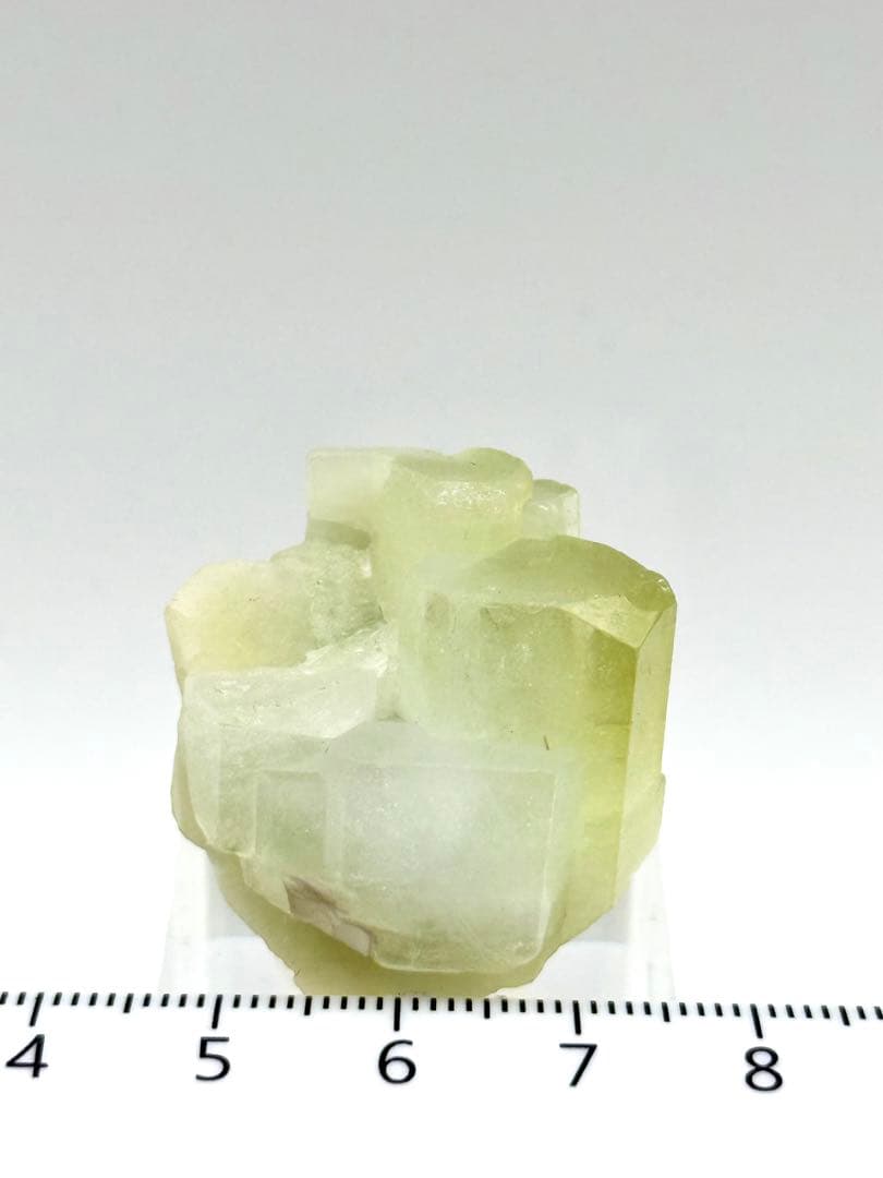グリーン　ベリル　原石　鉱物　標本　天然石　緑柱石　石　パキスタン産