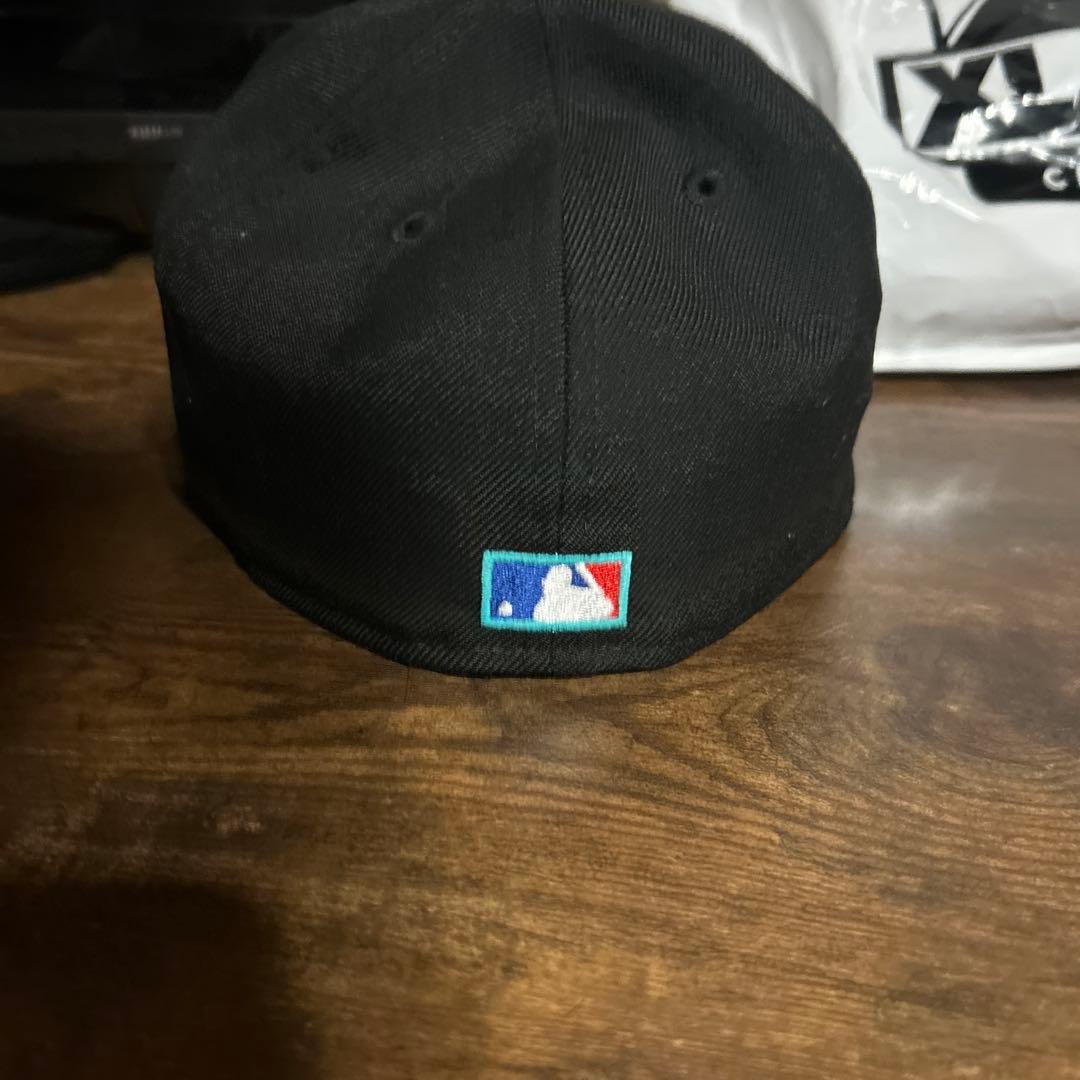 New Era ニューヨーク・ヤンキース 1/2 ニューエラティファニーブルー