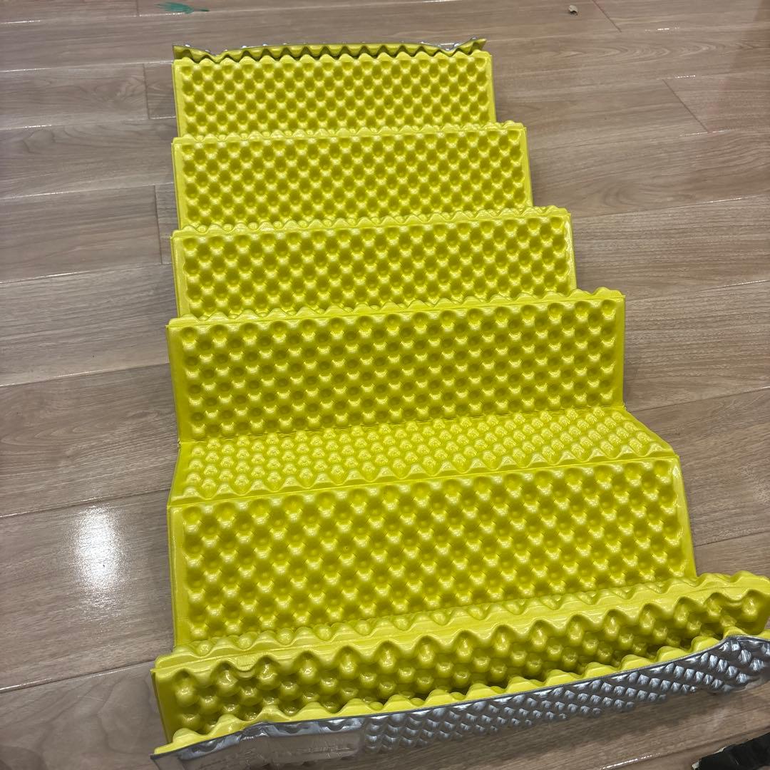 【美品】サーマレスト THERMAREST Zライトソル Rサイズ