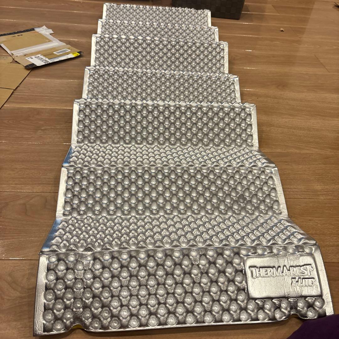 【美品】サーマレスト THERMAREST Zライトソル Rサイズ