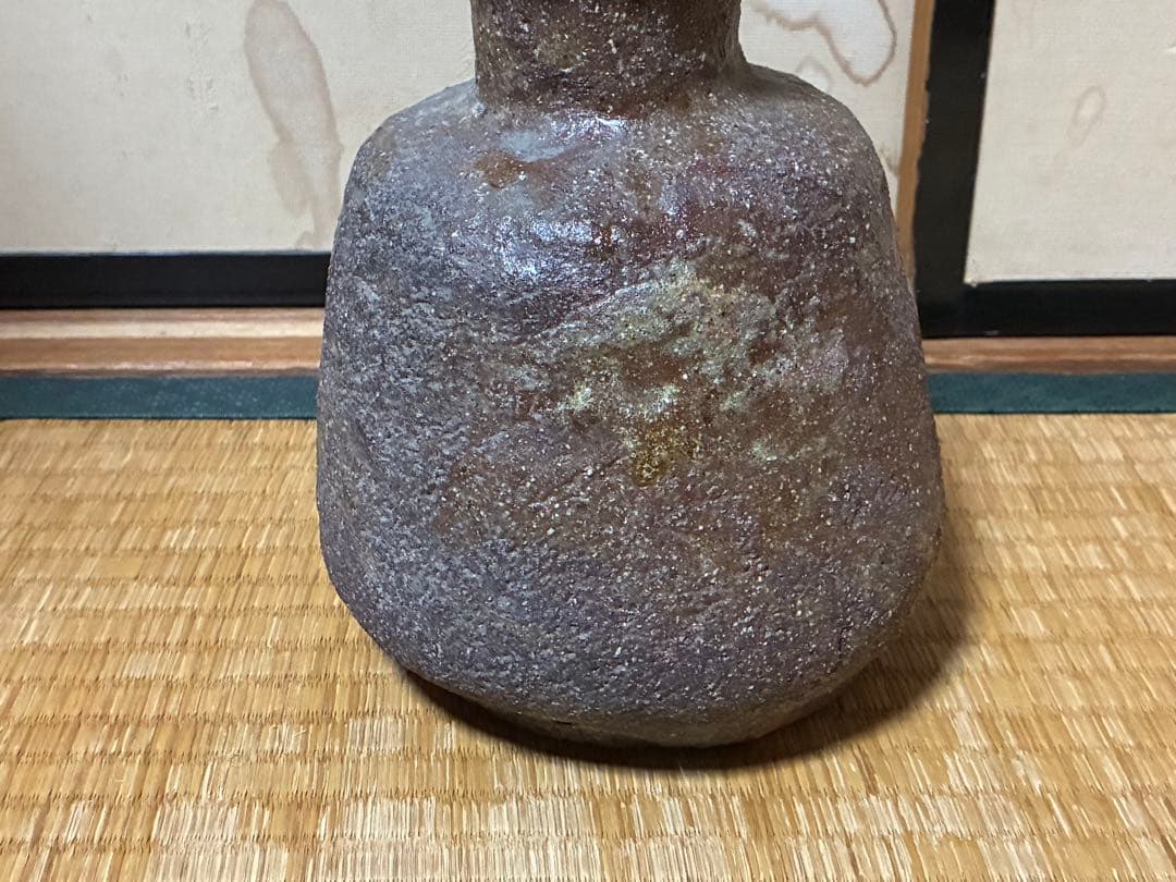 古い 陶器 うずくまる 壺 花入 時代物
