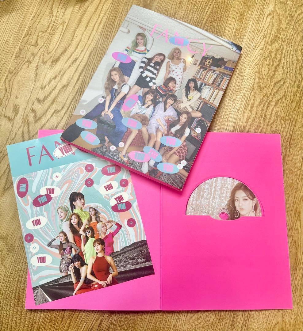 TWICE ペンライト 【一回使用】と写真集　グッズまとめ売り