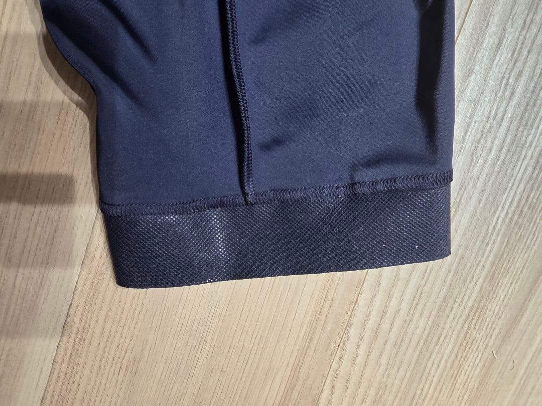 美品 ラファー　CORE CARGO BIB SHORTS ビブショーツ黒　Ｍ