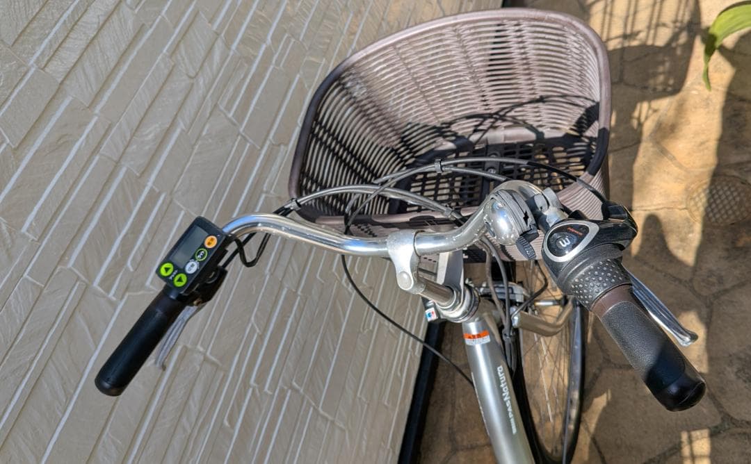 電動アシスト自転車　YAMAHA PAS ナチュラ XL 26型 シルバー