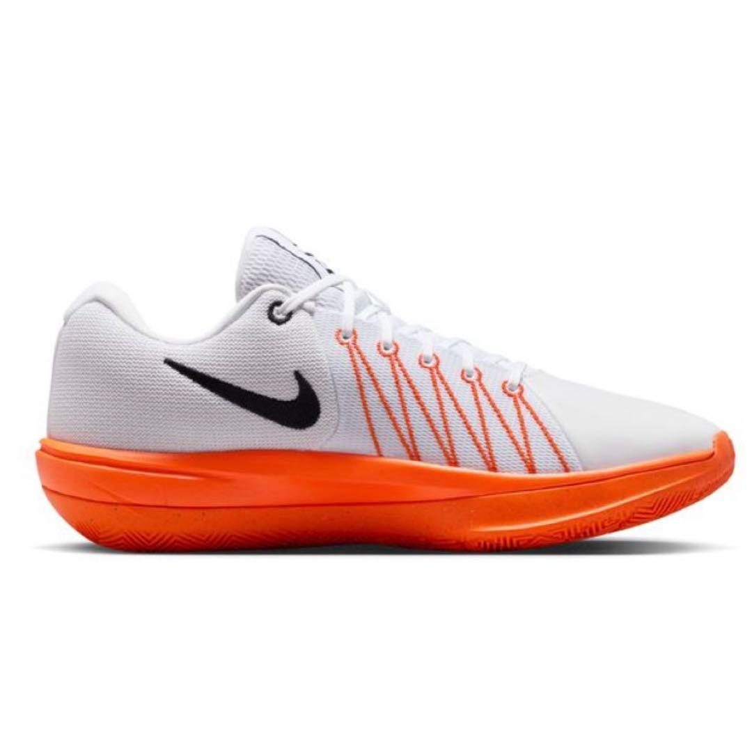Nike バスケットシューズ　オレンジ バッシュ