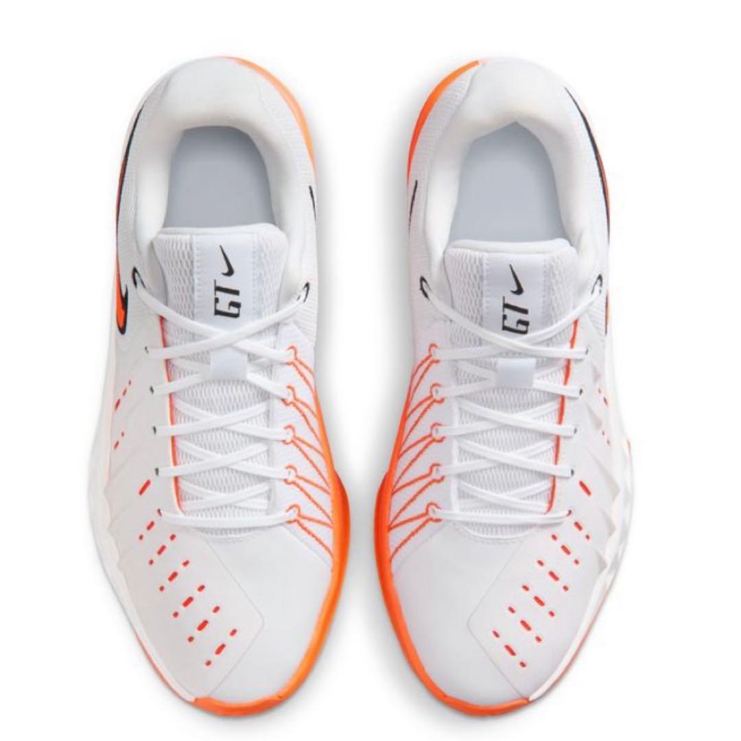 Nike バスケットシューズ　オレンジ バッシュ
