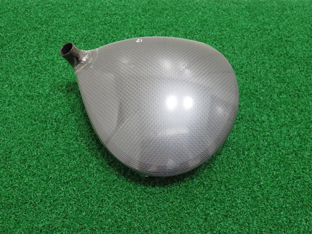 新品 9.0° テーラーメイド Qi35 ヘッド＋付属品 ドライバー 1W