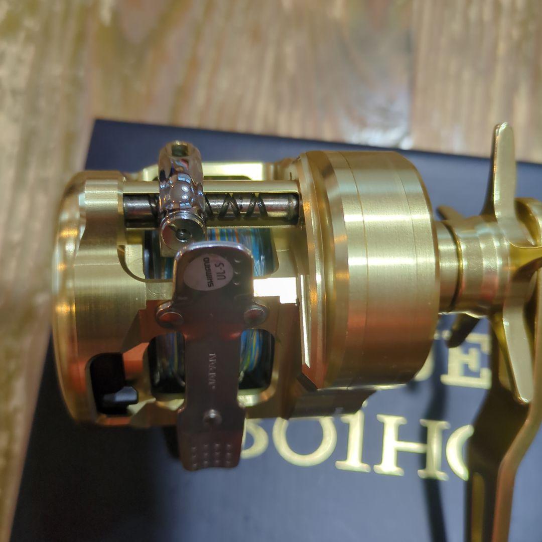 SHIMANO 22 OCEA CONQUEST 301HG 両軸リール美品
