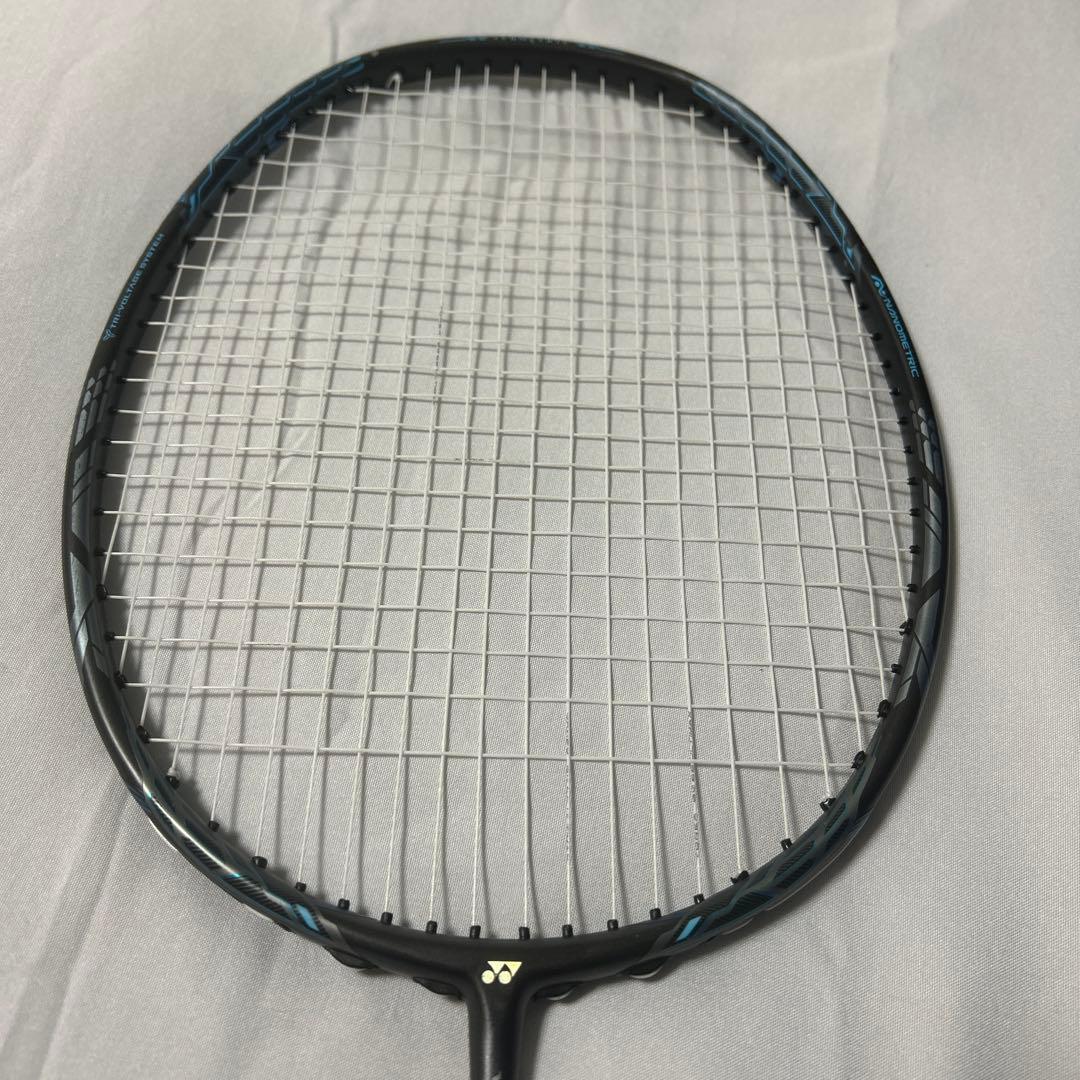 ラケット Yonex Voltric Zforce 2 3UG5