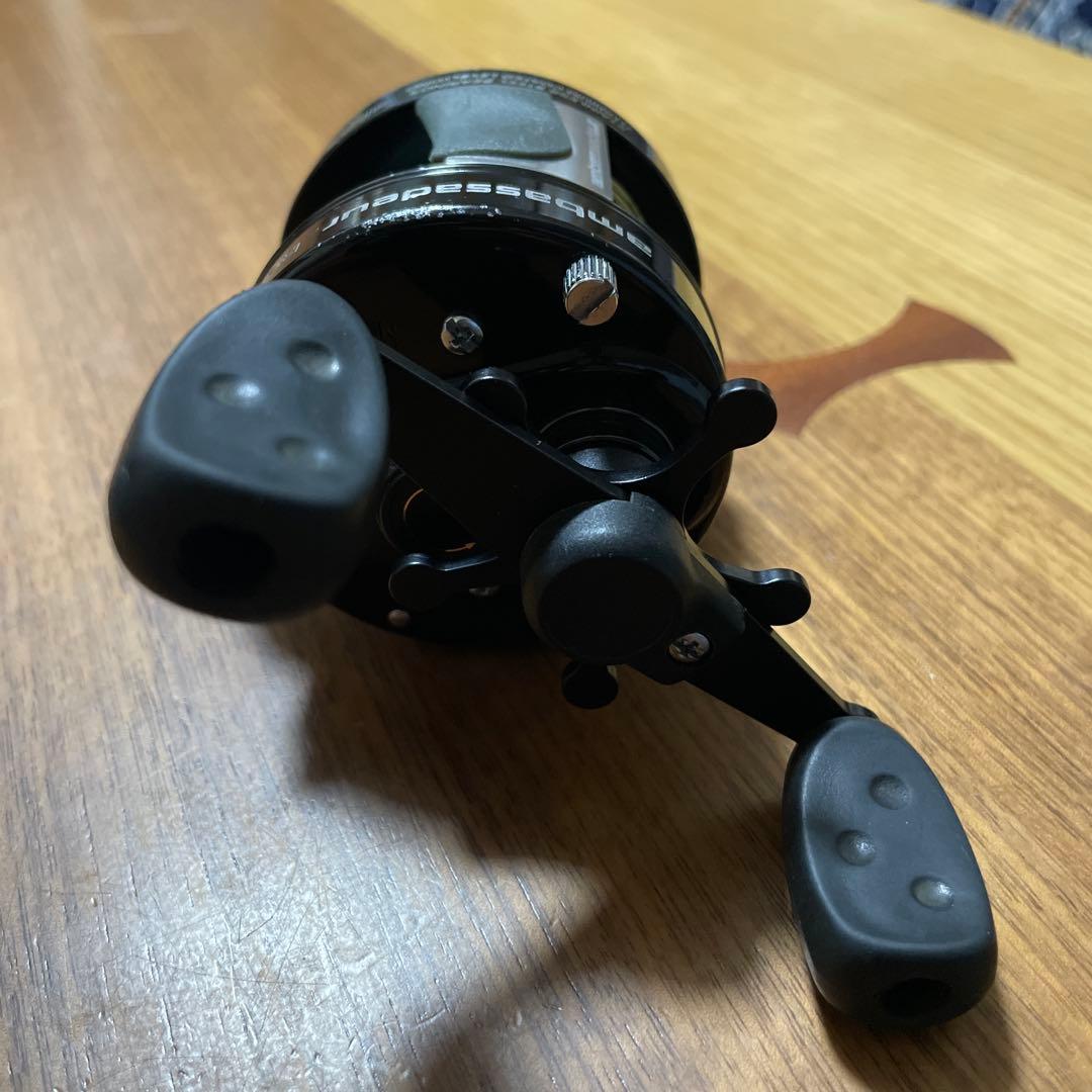 Abu ambassador 4600C Ultra Cast 右
