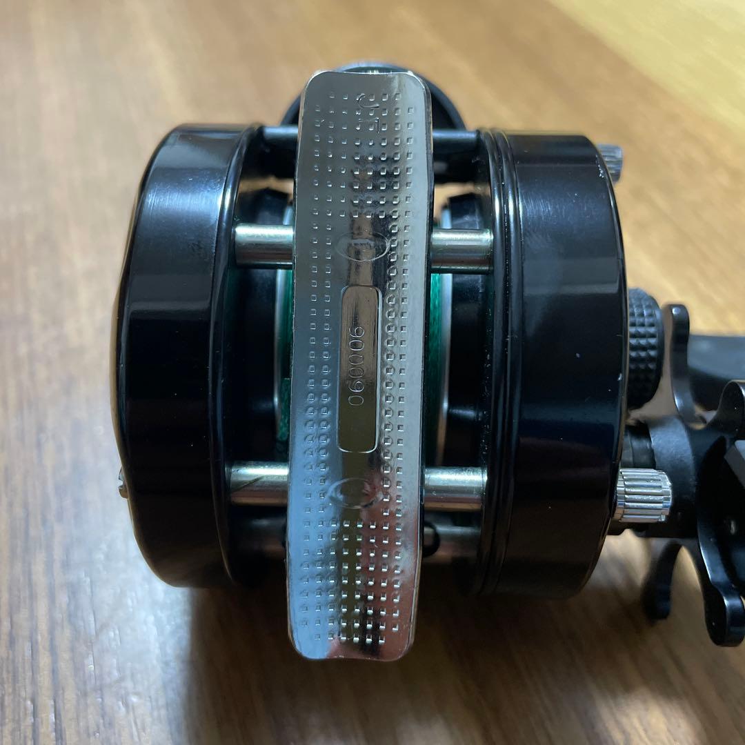 Abu ambassador 4600C Ultra Cast 右