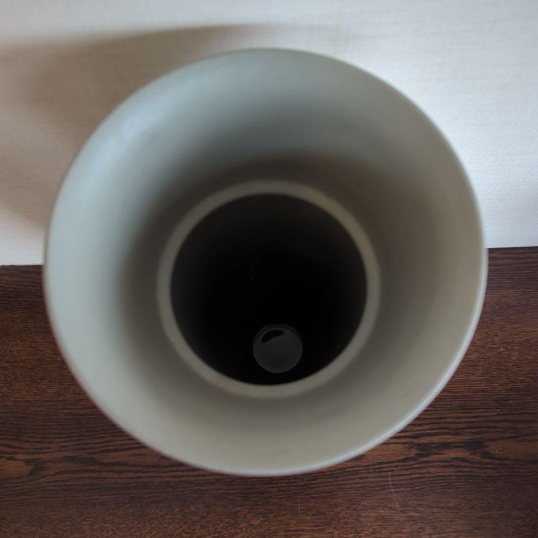 グレーの陶器花器　生け花華道　池坊立花花器