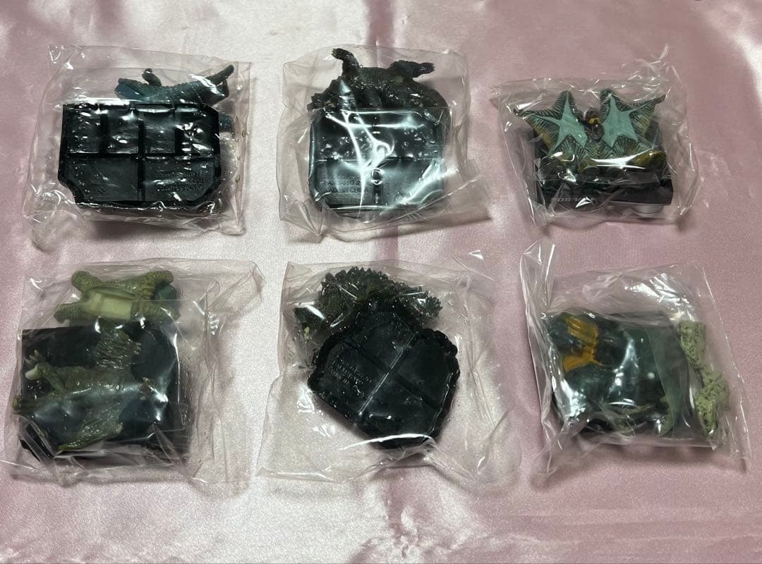 ウルトラ怪獣名鑑 ビニール未開封 6種セット＋おまけ