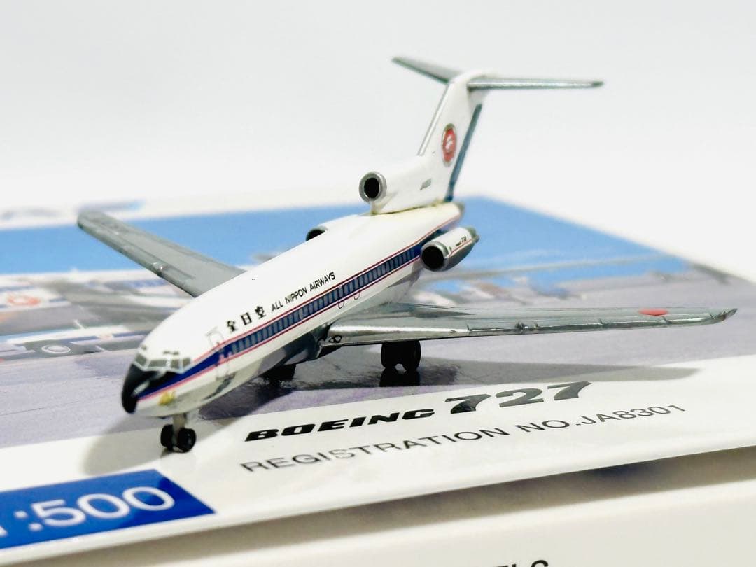 全日空商事 1/500 ANA B727 モデル NH50011