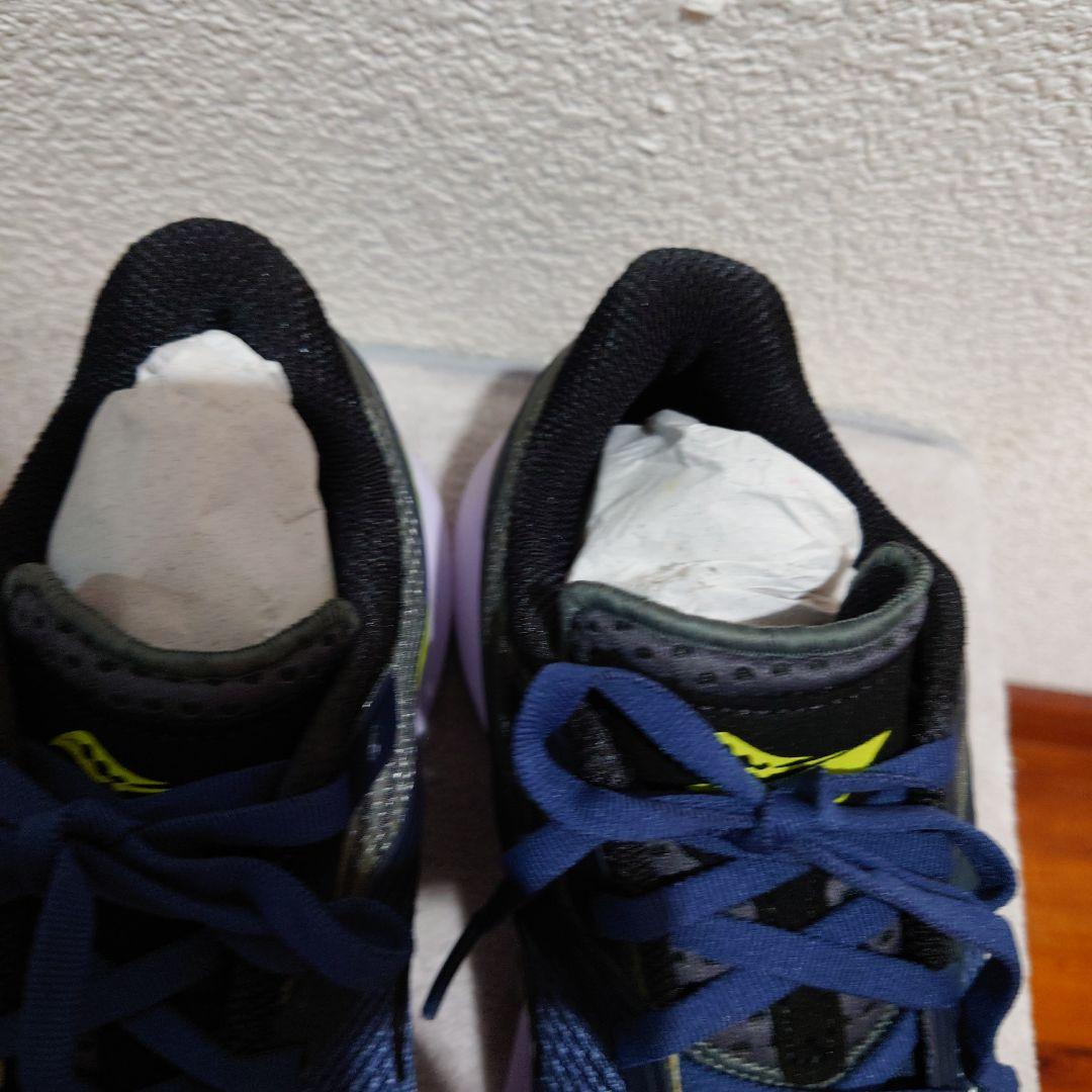 新品未使用　SAUCONY　アクソン　ユニセックススニーカー