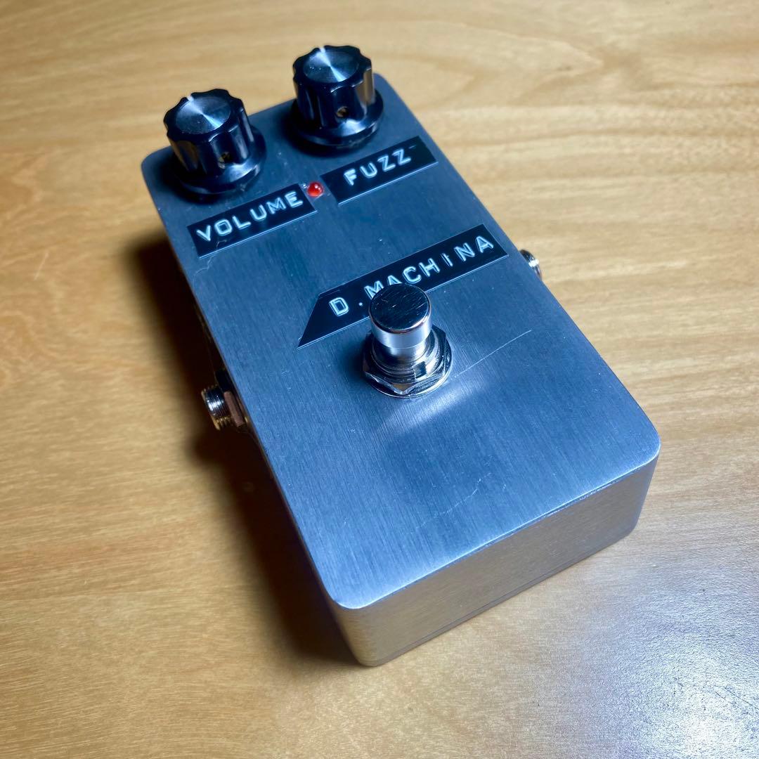 D. MACHINA ファズペダル　ハンドメイド　電池専用　ギター　ベース両用
