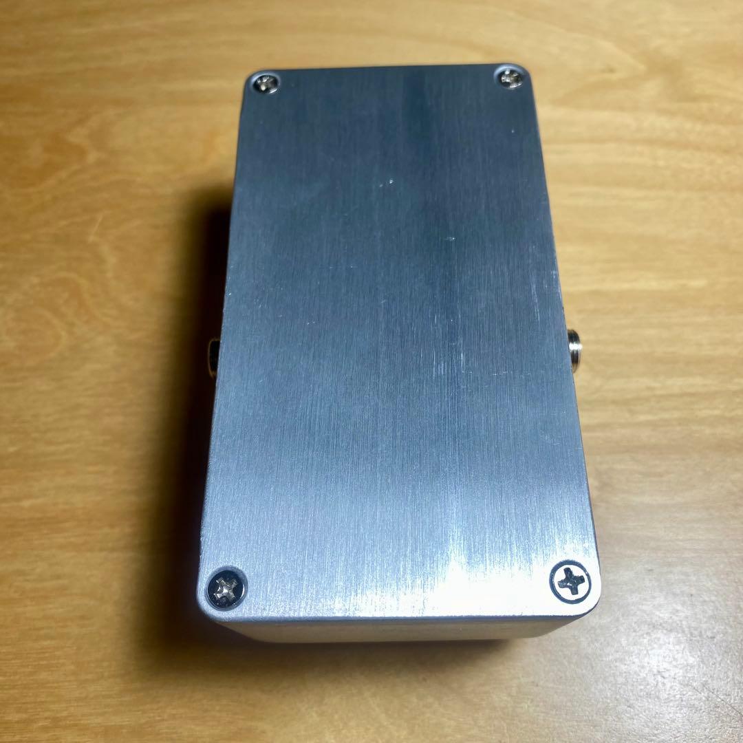 D. MACHINA ファズペダル　ハンドメイド　電池専用　ギター　ベース両用