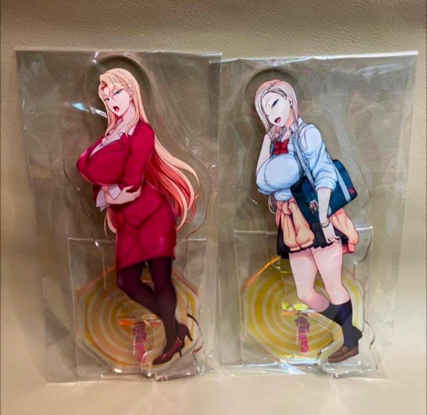 愛上陸　催眠性指導　アクリルフィギュア　アクリルスタンド　倉敷麗華　倉敷玲奈