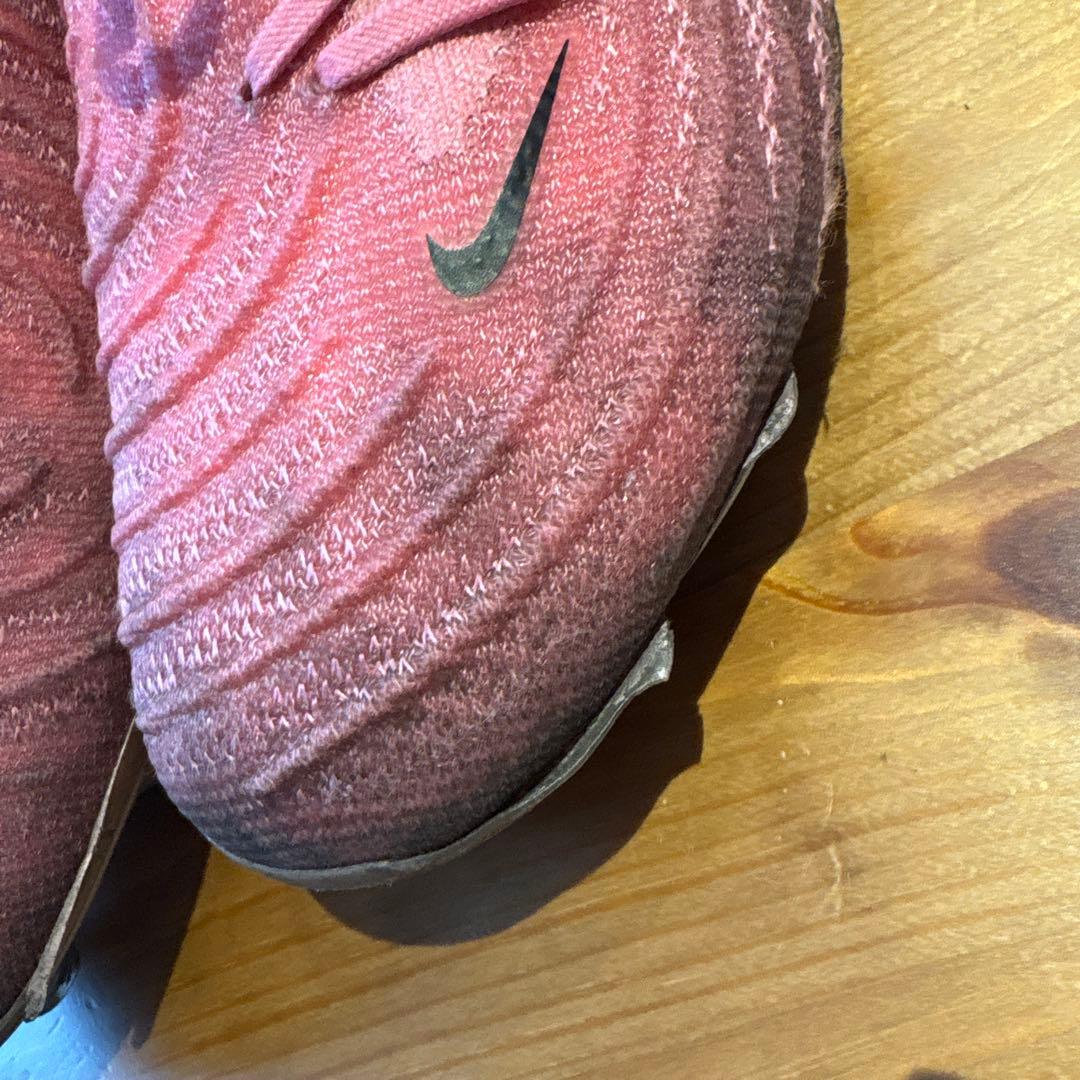 NIKE ファントム