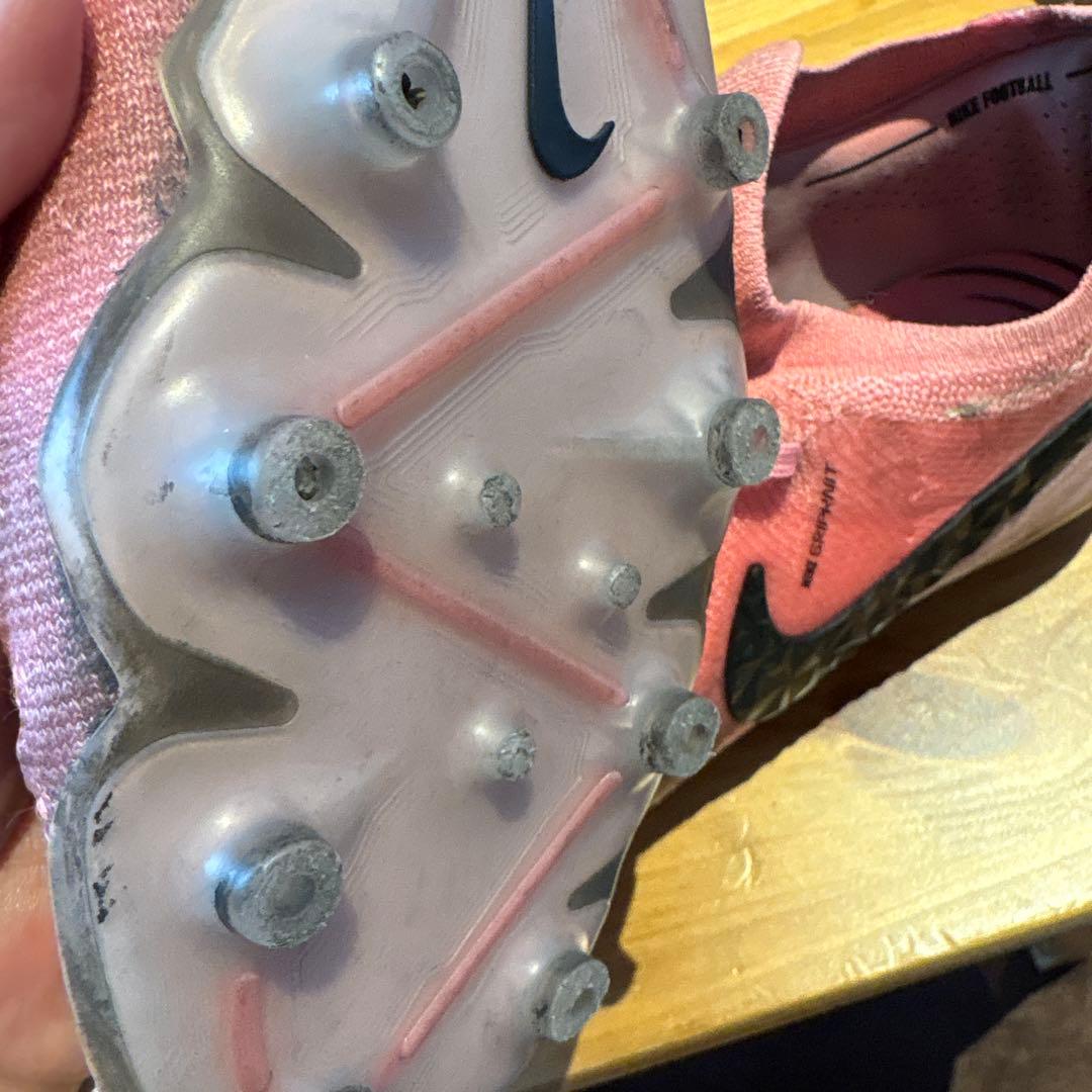 NIKE ファントム