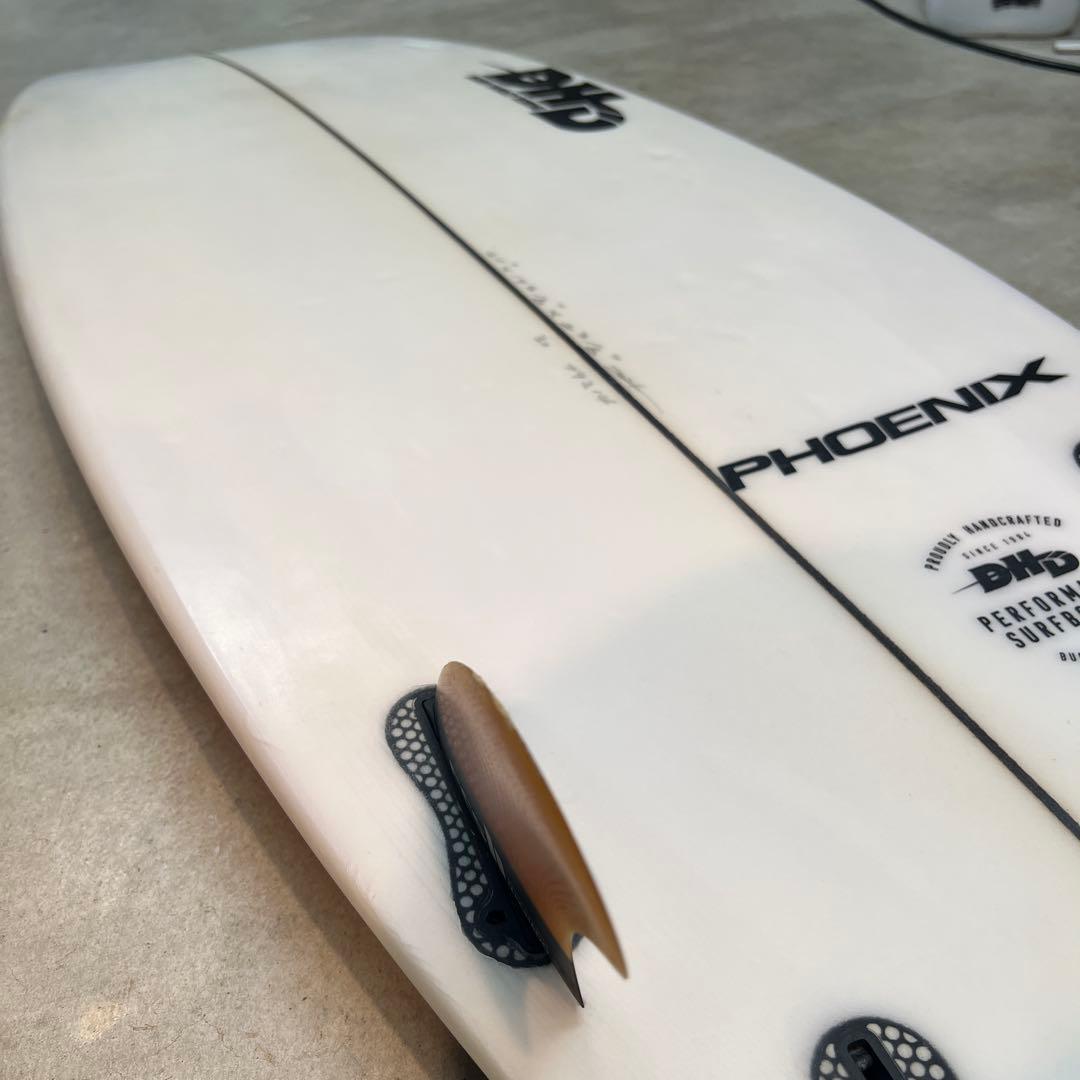 DHD フェニックス スワロー 5'7\" 30Lサーフボード 日本限定 モデル