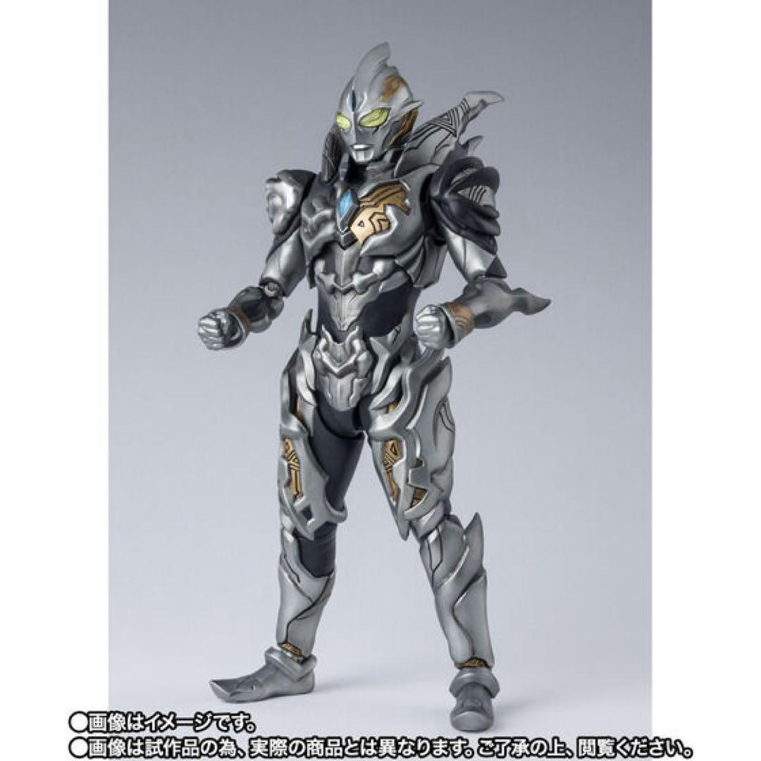 S.H.Figuartsトリガーダーク ウルトラマン